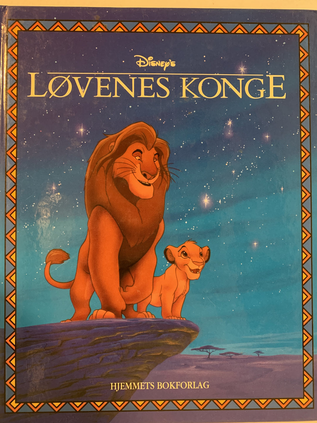 Walt Disney. 1994. Løvenes konge. Bok.