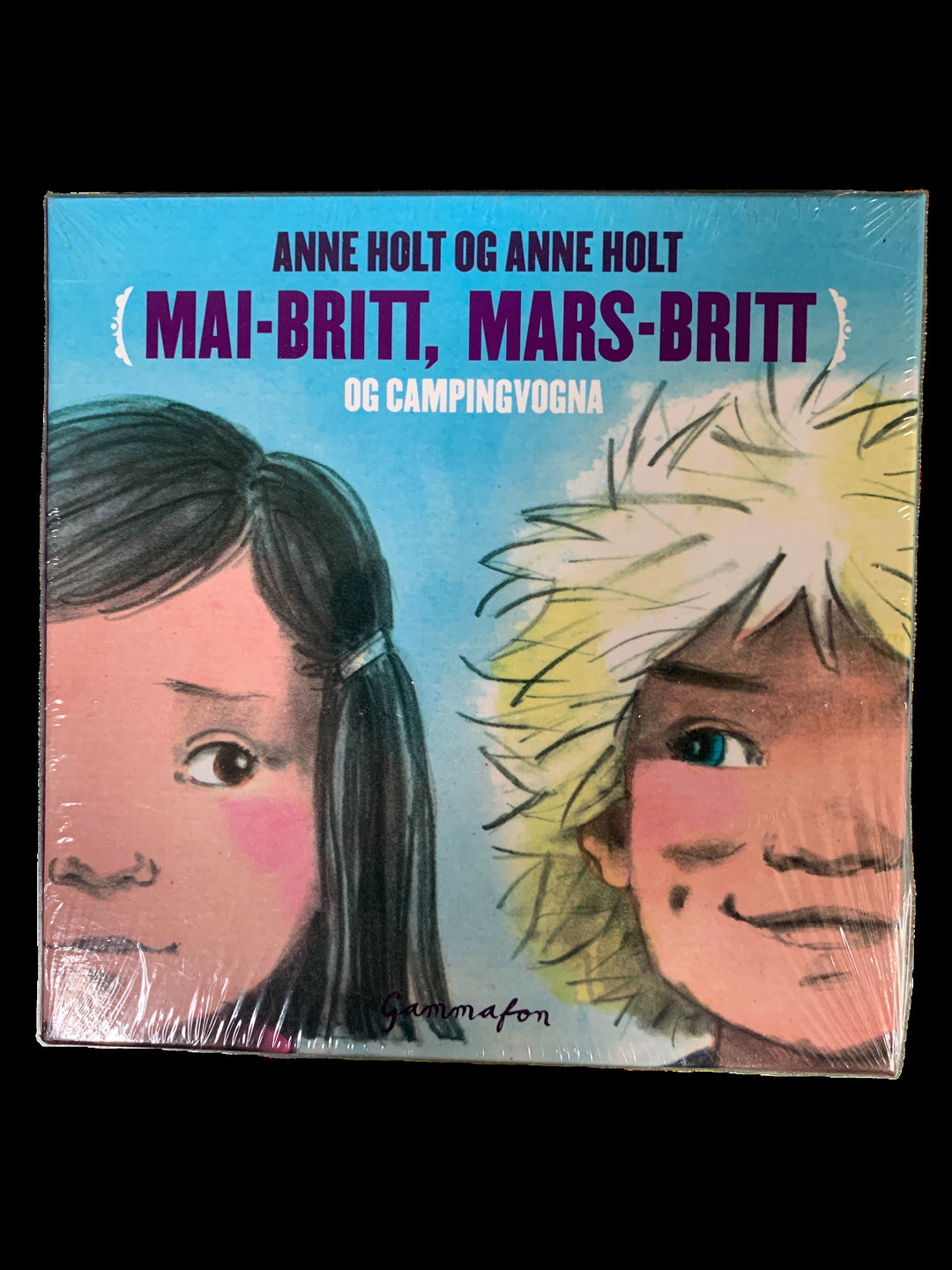 Anne Holt og Anne Holt. Mai-Britt, Mars-Britt og campingvogna. Lydbok på 2 CD. Ny i plast!