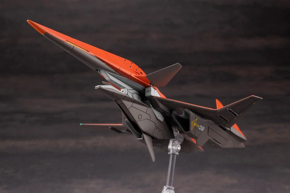 ACE COMBAT - ADF-01 - Model Kit 16cm
