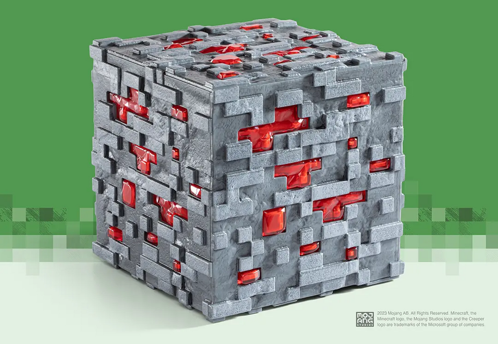 MINECRAFT - Luminous Redstone Ore - Collector Replica 10cm