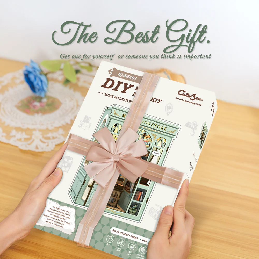BOOK NOOK KIT - DIY- Muse Bookstore - 201pc + LED Light