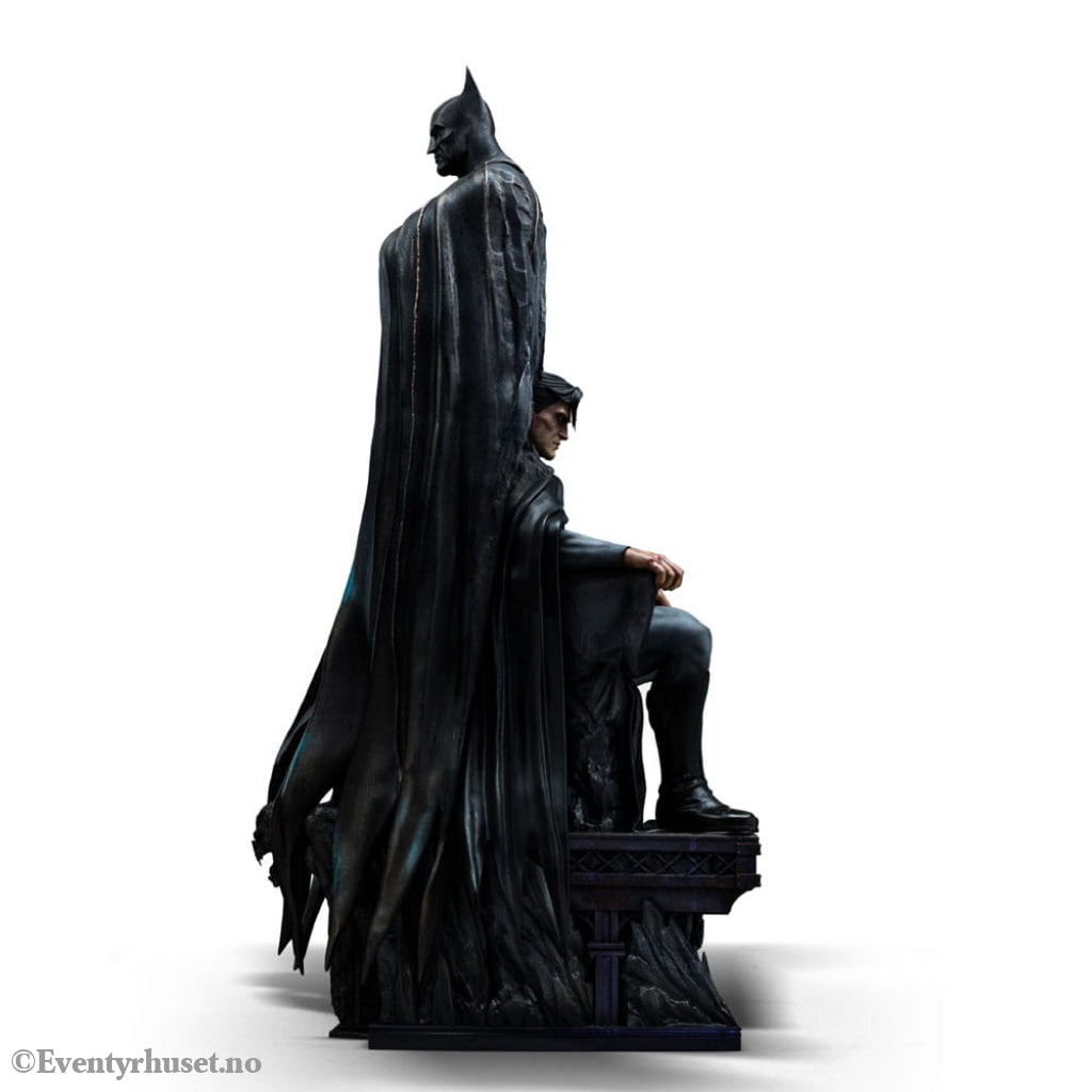 DC Comics Legacy Replica Statue 1/4 Batman and Bruce Wayne 79 cm Collectibles