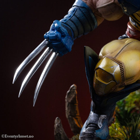 Marvel Legacy Replica Statue 1/4 Wolverine 38 cm Collectibles