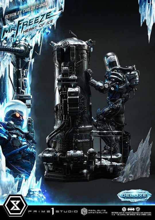 DC Comics Real Elite Masterline Series Statue 1/3 Batman (Comics) Mr. Freeze Heart of Ice (Design by Carlos D'Anda) Deluxe Bonus Version 82 cm